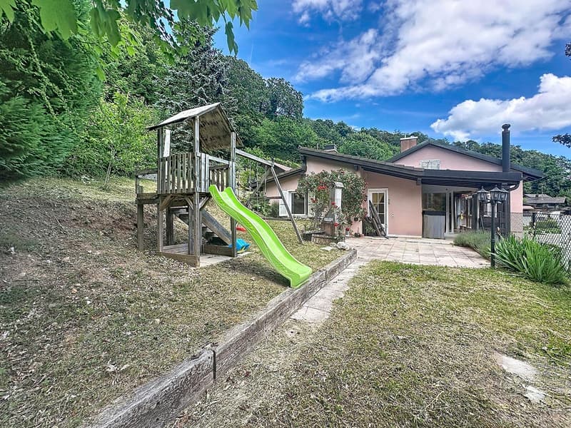 En exclusivité - Grand appartement avec jardin privatif, terrasse et balcon (11)