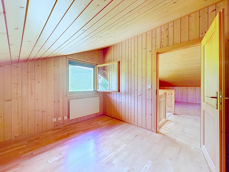 Exclusive - Individual chalet with lake view (10)