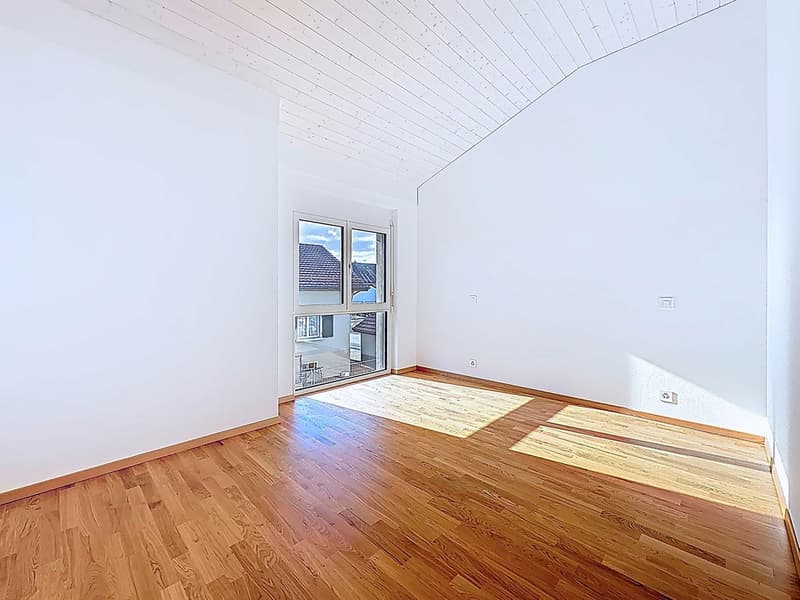 Villa a schiera di 7 locali con giardino (8)