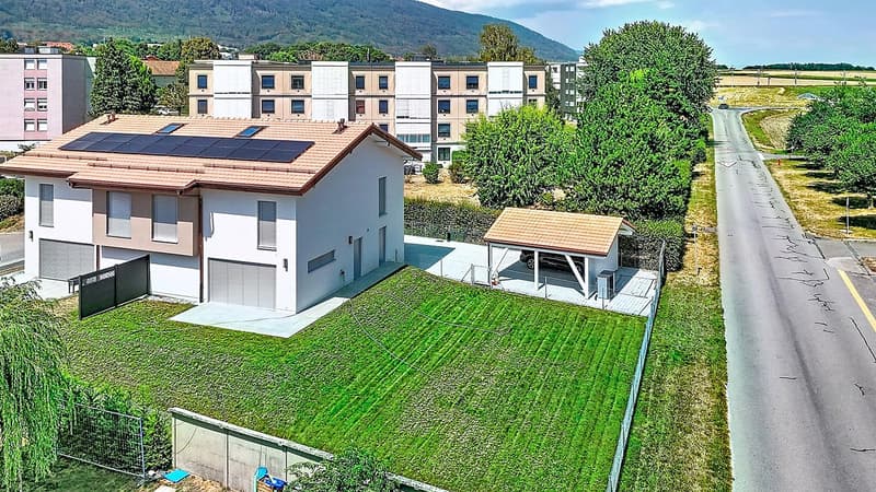 Villa a schiera di 7 locali con giardino (1)