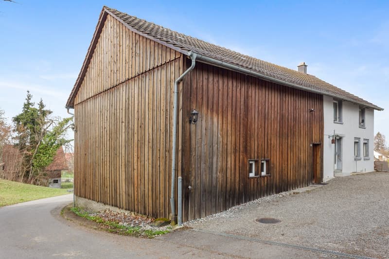 Historic single-family house with barn (built in 1899) in Zuben TG (4)
