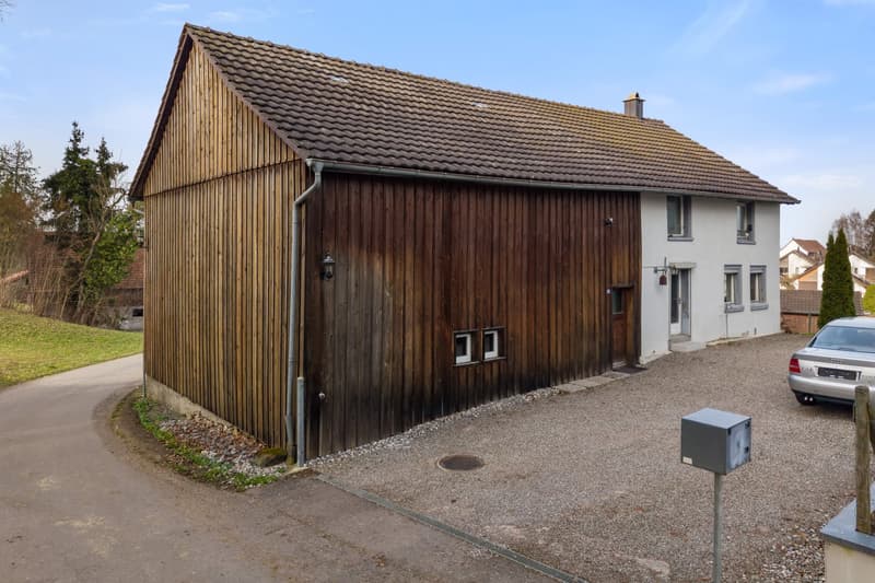 Historic single-family house with barn (built in 1899) in Zuben TG (23)