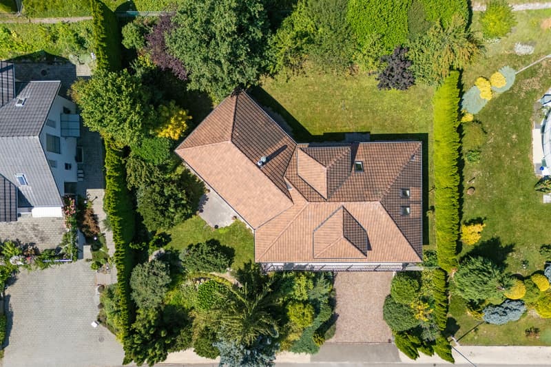 Exclusive 8-room villa in a quiet location in Stetten (25)
