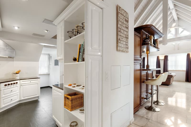 Living with style and a far-reaching view - Welcome to your new home! (Bank-checked) (2)