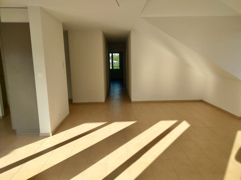 Edificio residenziale moderno con 6 appartamenti nel cuore del villaggio (5)