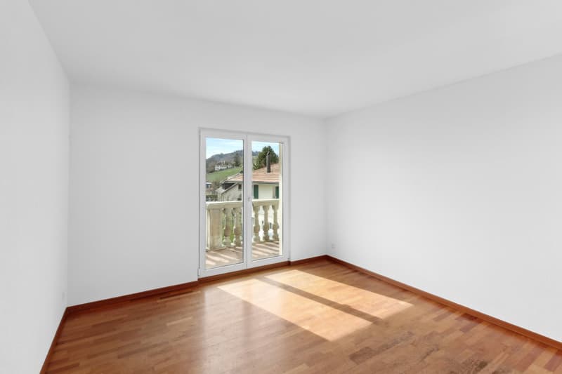 Villa moderna con vista sul lago (11)