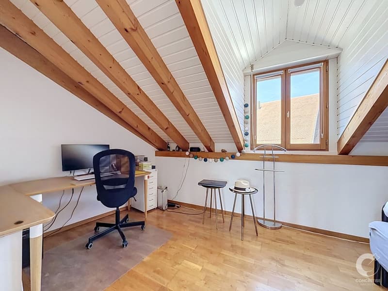 Appartement de 4,5 pièces lumineux au sein d'une petite PPE (8)