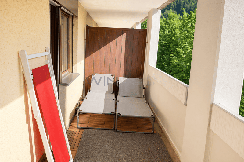 Sonnensitz, überdachter Balkon