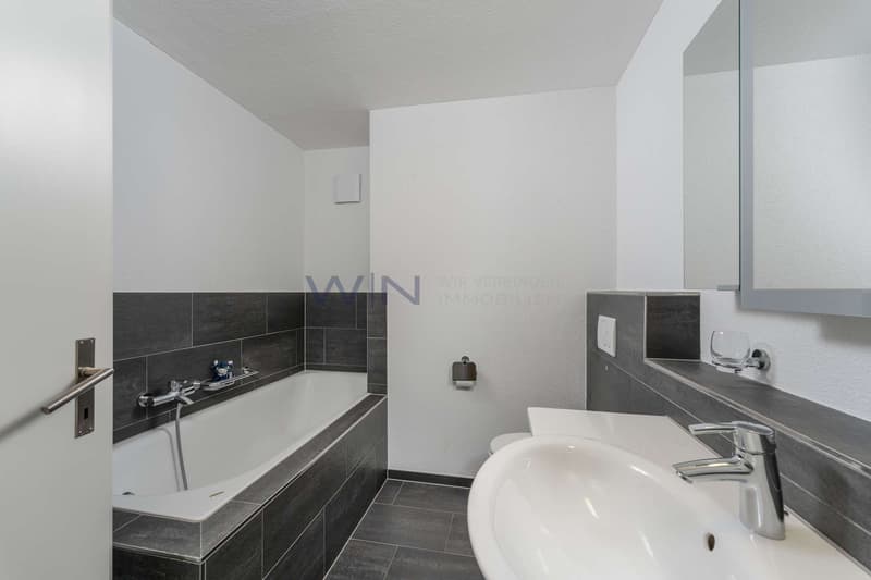 Bad/Dusche/WM & TU