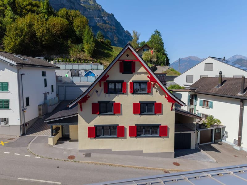 Voll erschlossen mit Parking