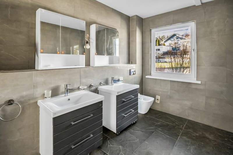 A house with room for personal completion (9)