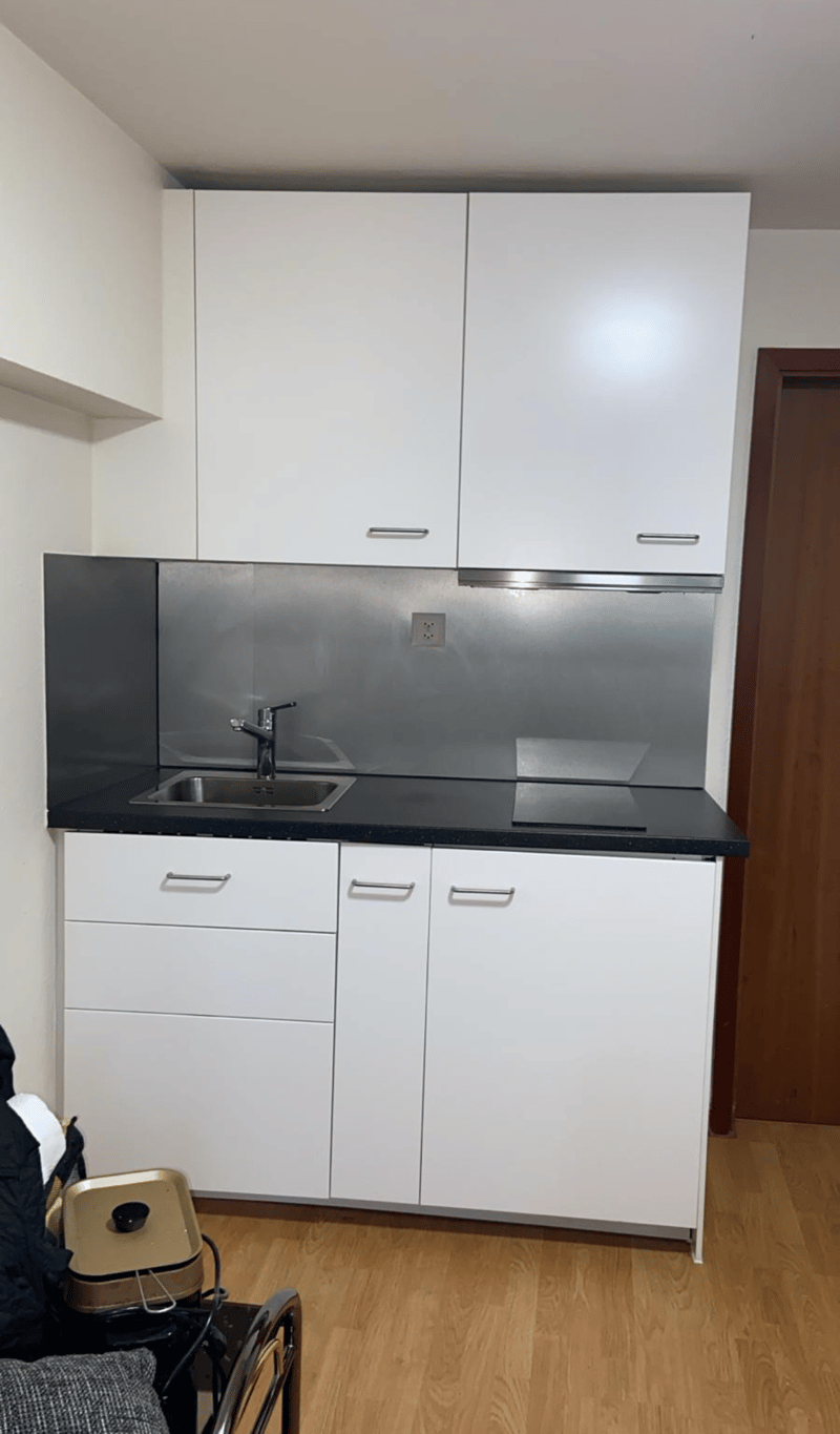 Stanze mansardate accoglienti ad Augst – disponibili immediatamente (4)
