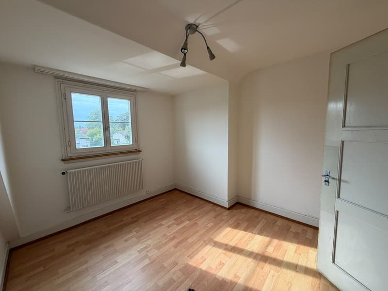 Geräumige 4-Zimmer-Wohnung im Erdgeschoss in Gerlafingen (8)