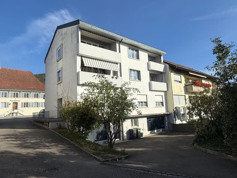 Grosszügige 4.5-Zimmer-Wohnung in Oberbuchsiten – ab sofort verfügbar! (1)