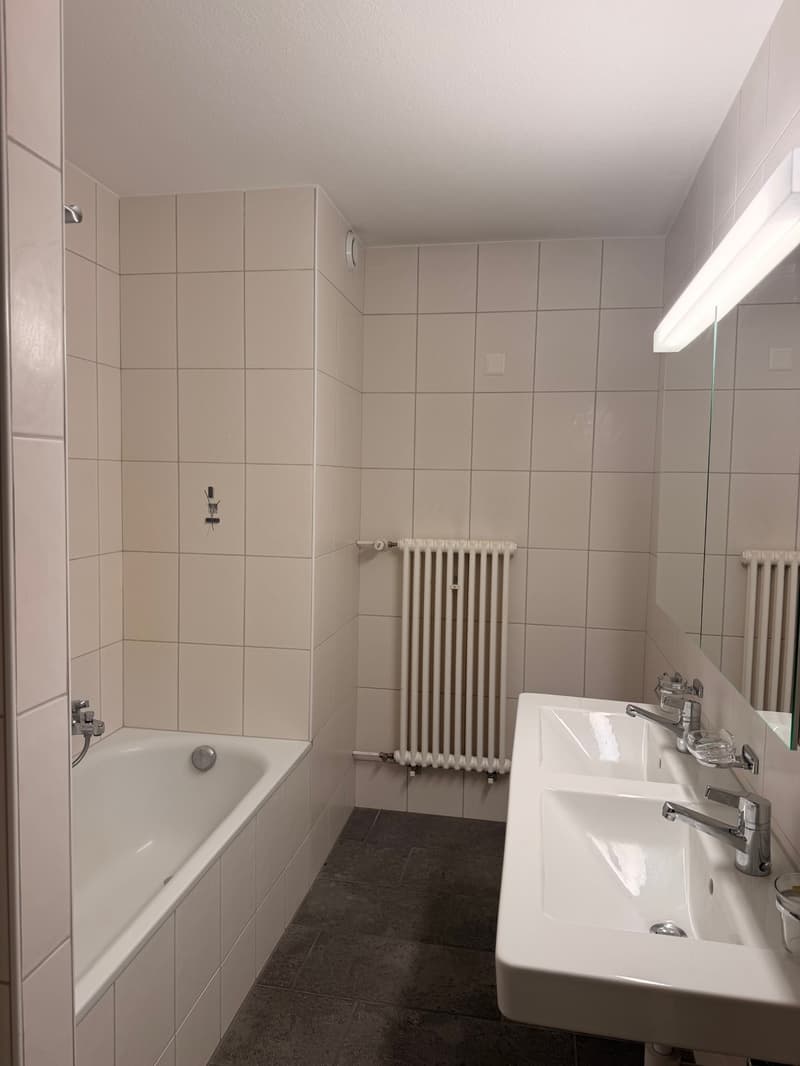 Grosszügige 4.5-Zimmer-Wohnung in Oberbuchsiten – ab sofort verfügbar! (4)