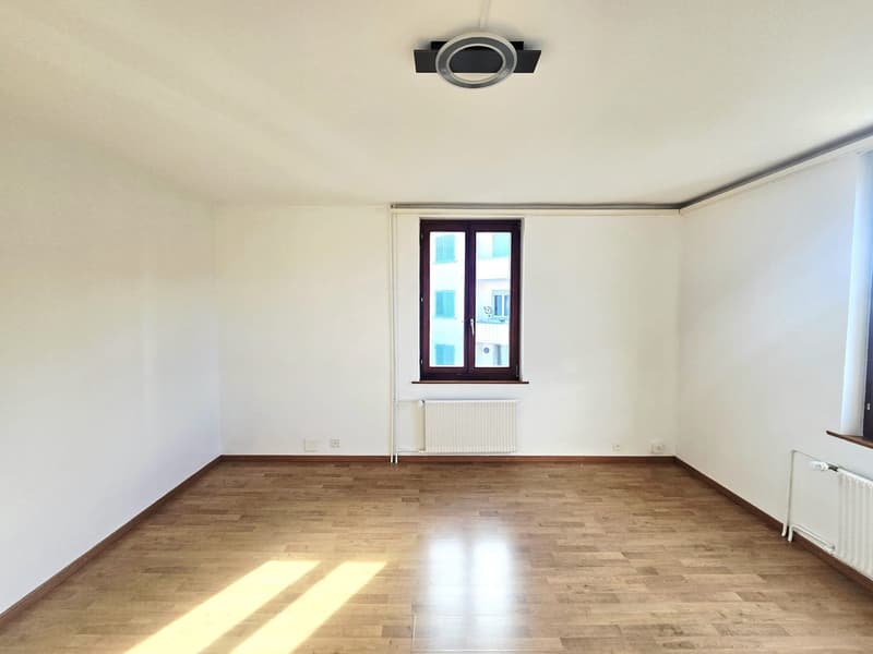 ERSTVERMIETUNG - Gemütliche 3-Zimmerwohnung im 1. Obergeschoss (5)