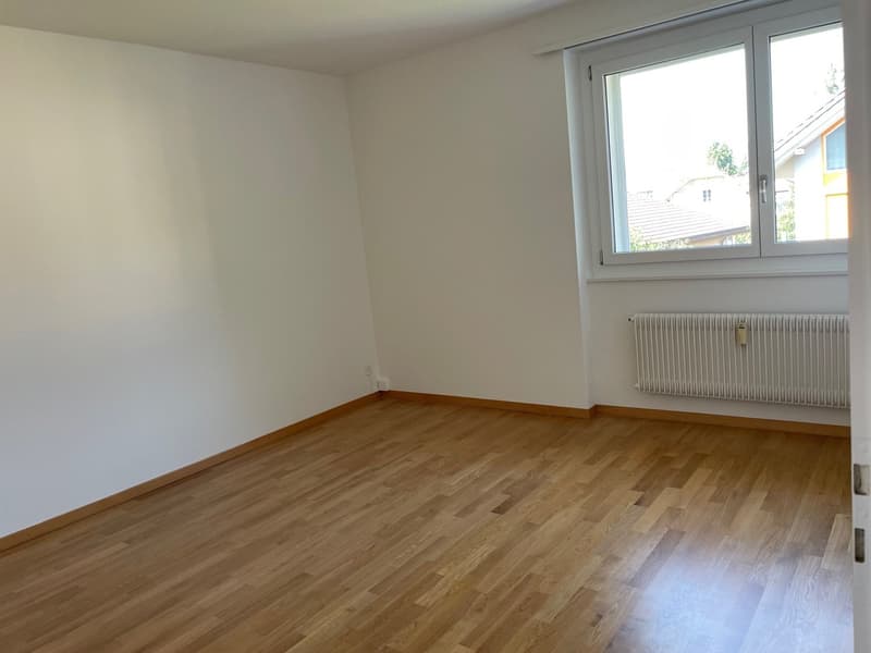 Teilrenovierte 3.5-Zimmer-Wohnung mit Balkon (5)