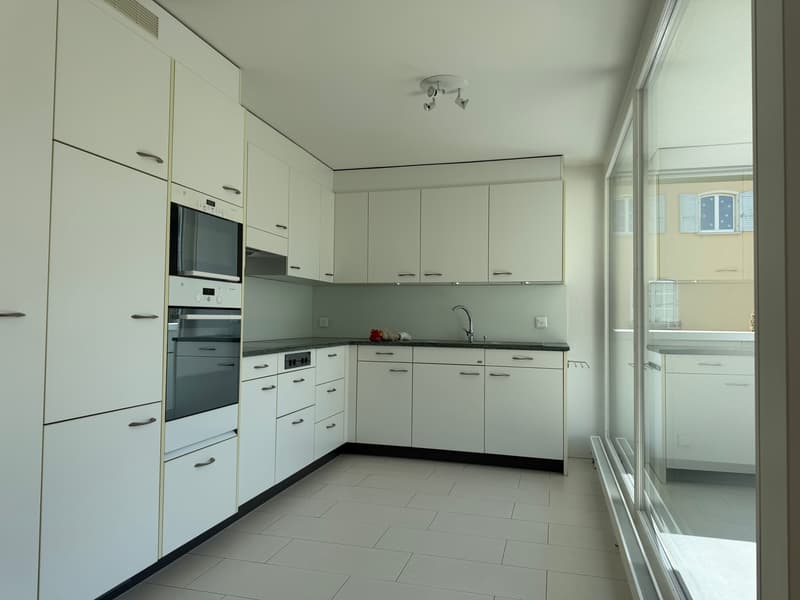 Vivere in modo indipendente e arrivare a casa – appartamento 2,5 locali con balcone (4)
