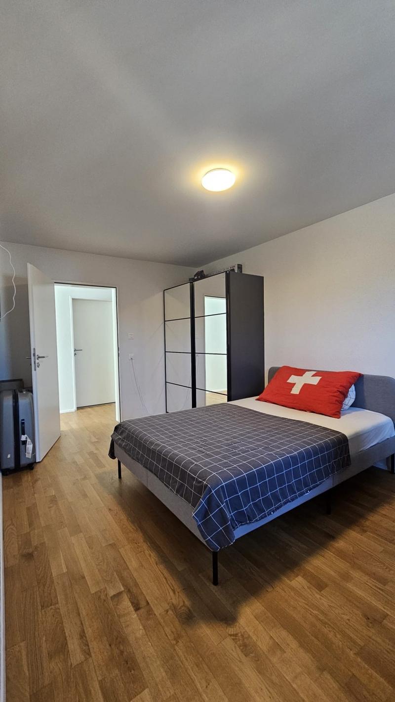 Schlafzimmer 1