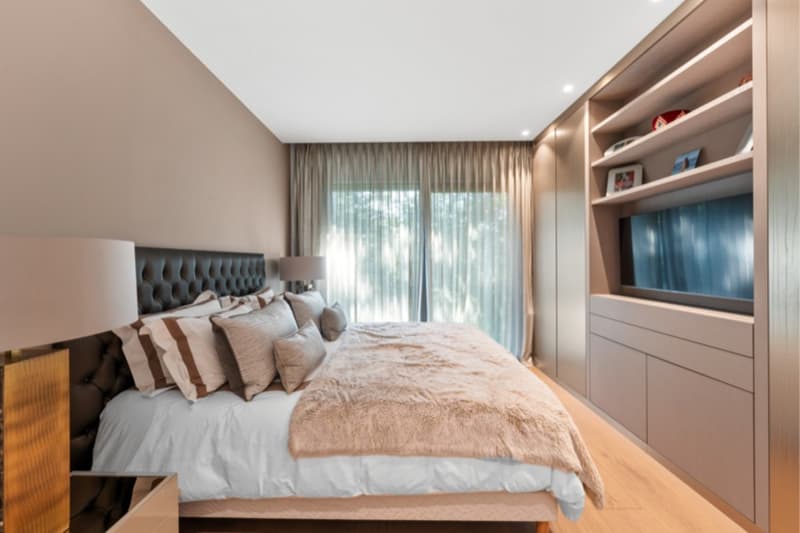Exceptional Attic in Conches (7)
