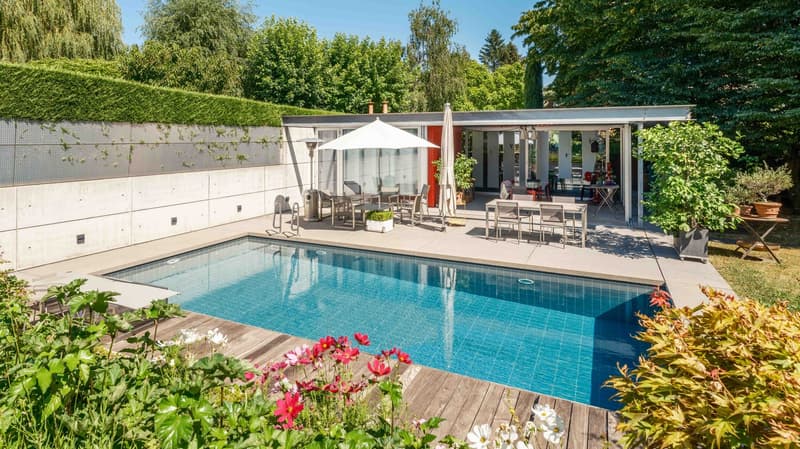 Beautiful property with pool in Cologny (10)