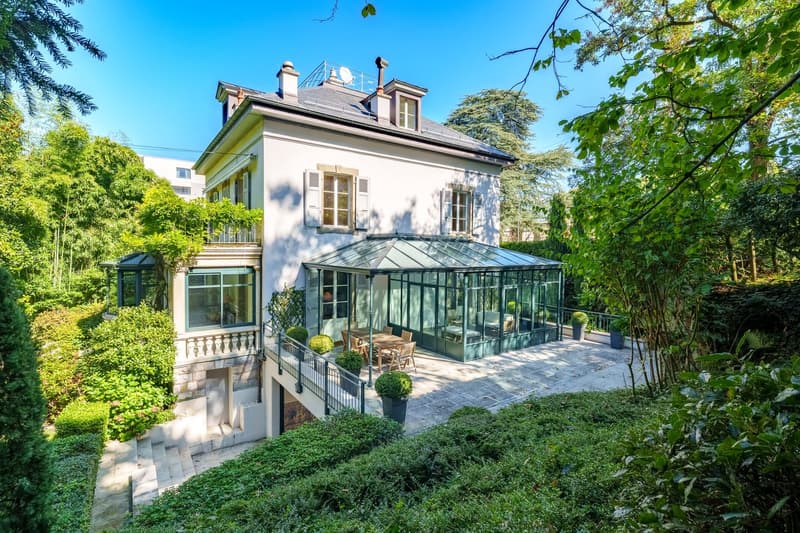 Beautiful 19th-century house in the city center with indoor pool (21)
