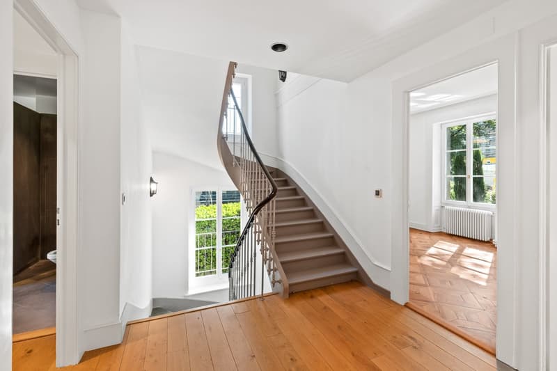 Beautiful 19th-century house in the city center with indoor pool (14)