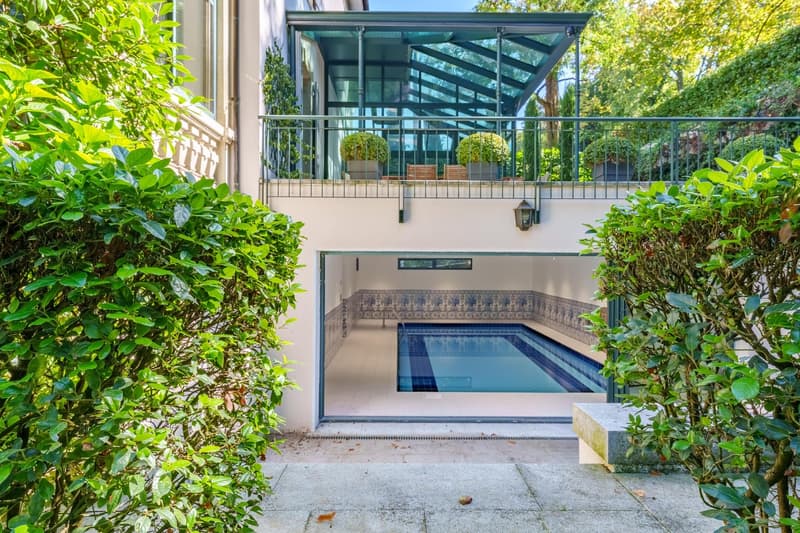 Beautiful 19th-century house in the city center with indoor pool (3)