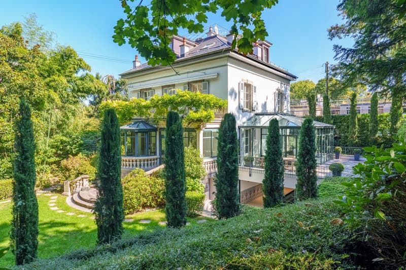 Beautiful 19th-century house in the city center with indoor pool (2)