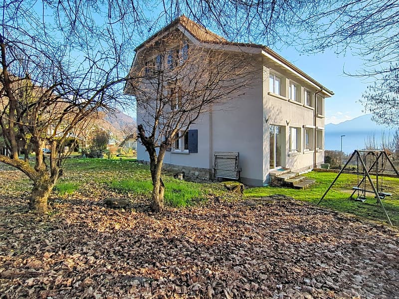 EXCLUSIVE! 12.5-room villa renovated with lake view (19)