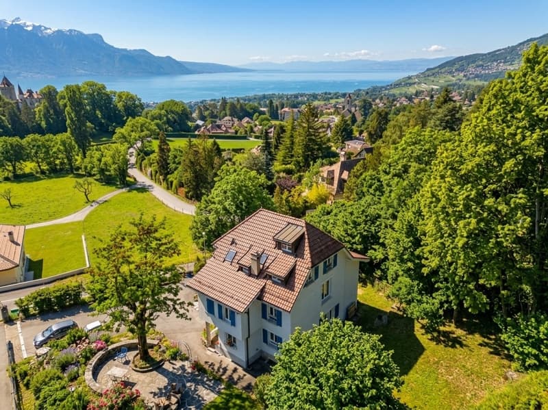 EXCLUSIVE! 12.5-room villa renovated with lake view (1)