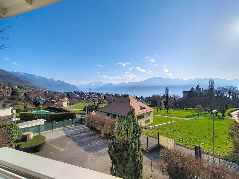 EXCLUSIVE! 12.5-room villa renovated with lake view (23)