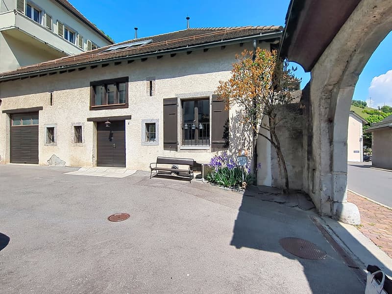 Charming 4.5-room apartment with balcony in the heart of St-Maurice (11)