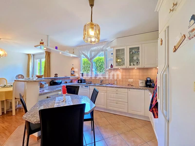 MAISON FAMILIALE AVEC PISCINE (3)