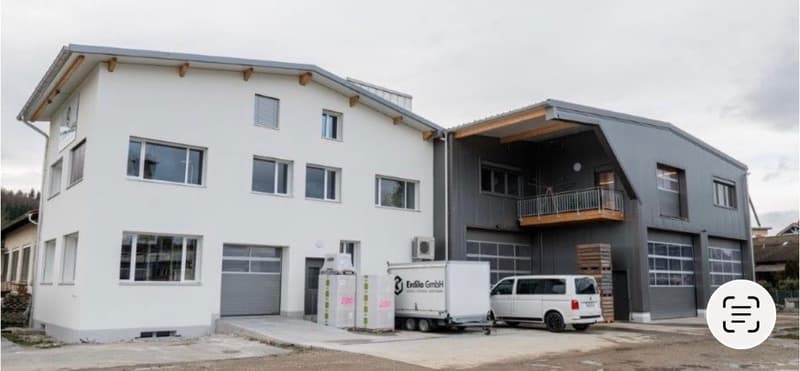 Spazio commerciale moderno con ufficio al piano terra 152 m2 a Schlatt TG (1)
