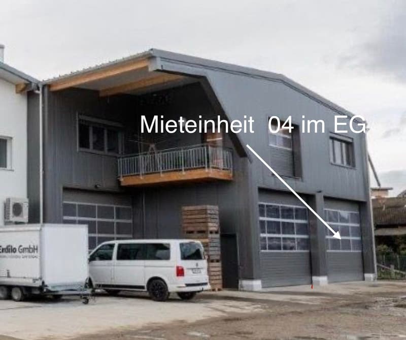 Spazio commerciale moderno con ufficio al piano terra 152 m2 a Schlatt TG (2)
