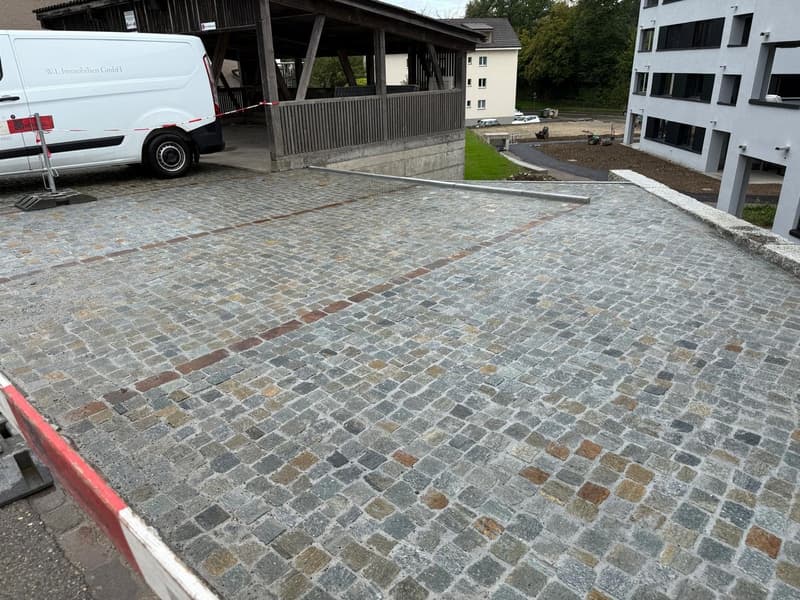 Parking space for rent at Engestrasse 35 (2)