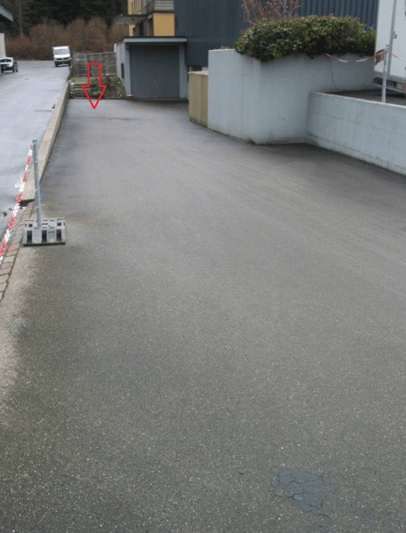 Abstellfläche, Wohnwagen-, Camperparkplatz zu vermieten (1)
