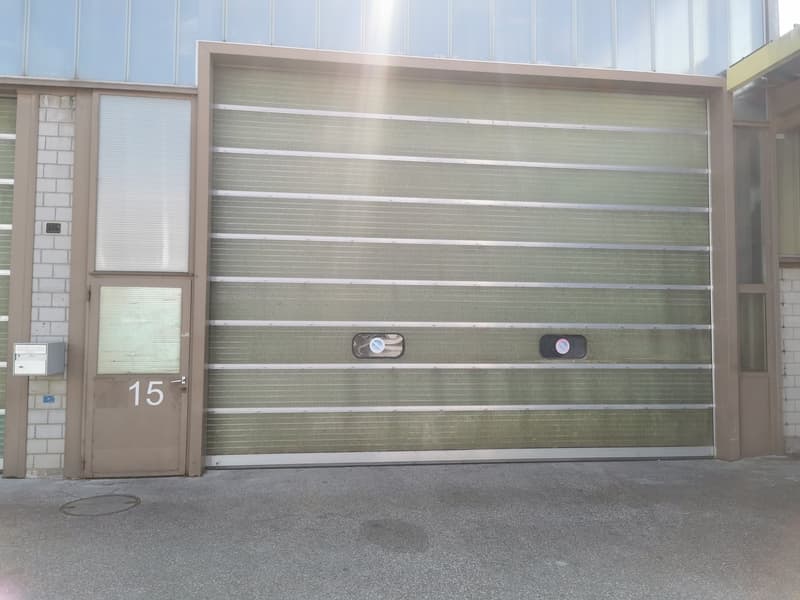 Ideale per magazzino, deposito (1)