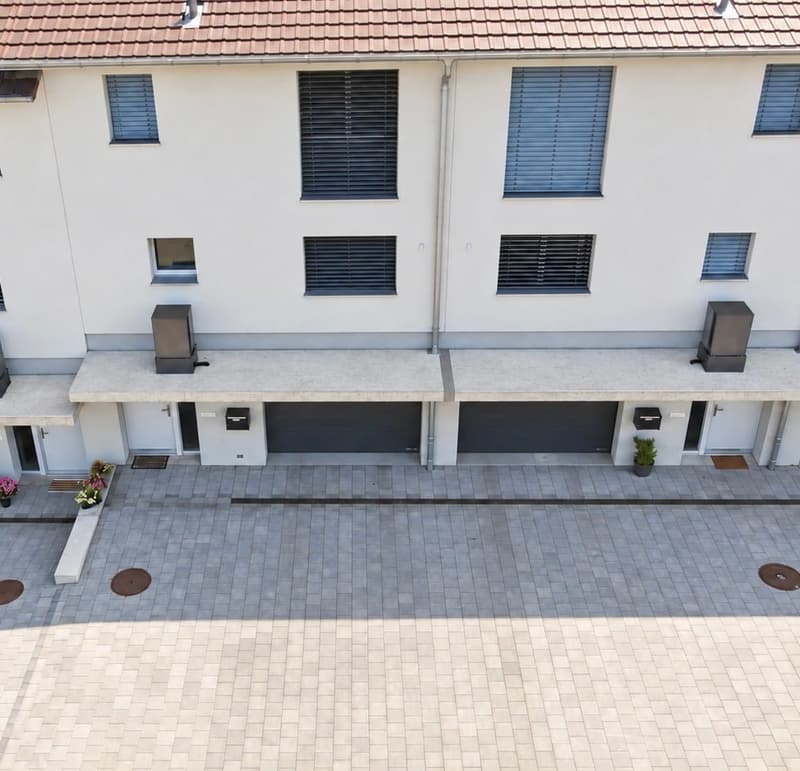 Neuwertig – 5.5-Zimmer-Haus mit Garten & Doppelgarage (17)