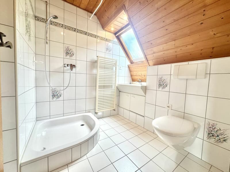 Exclusive residential idyll: Charming farmhouse on a south-facing slope with great potential in Oensingen (22)