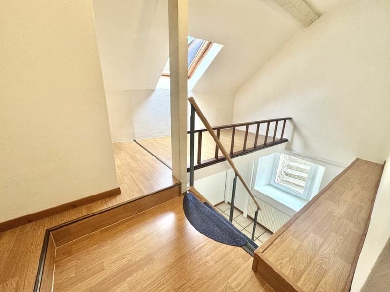 Exclusive residential idyll: Charming farmhouse on a south-facing slope with great potential in Oensingen (17)