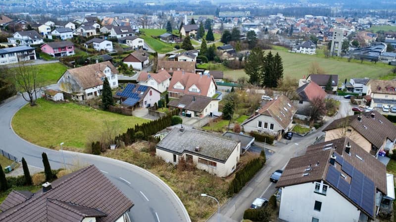Terreno edificabile attraente con progetto & autorizzazione di costruzione (2)