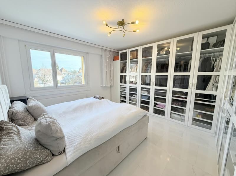 Appartement familial de 4,5 pièces avec beaucoup de lumière et d'espace vert (5)