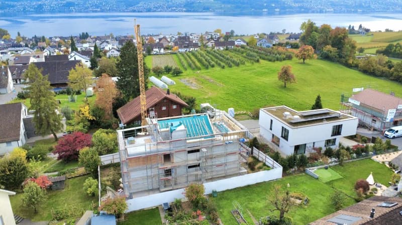 Newly built pearl in Stäfa: Two residential units, garden, roof terraces & lake view (9)