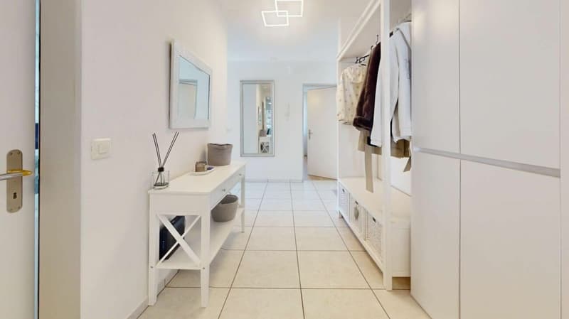 Spacious 4.5-room apartment with 125 m² living space in Zuchwil (8)