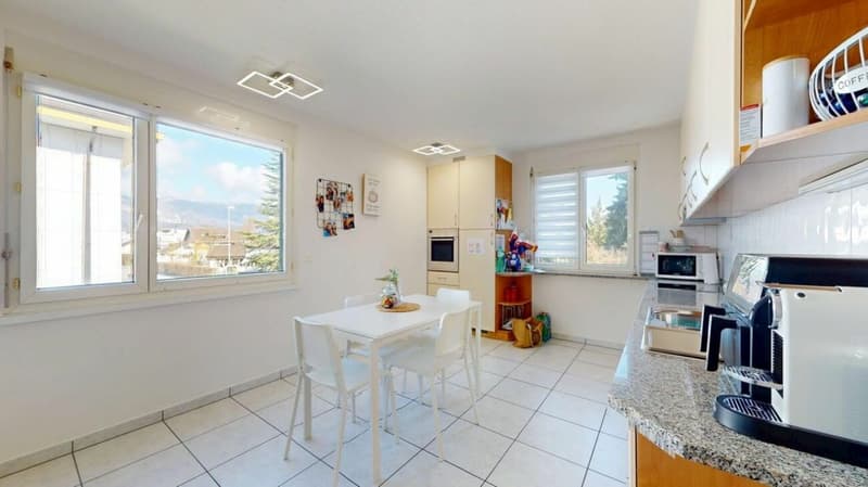 Spacious 4.5-room apartment with 125 m² living space in Zuchwil (3)