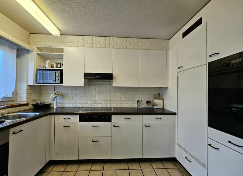 Idylle résidentielle avec proximité de ruisseau - appartement 4.5 pièces avec charme (6)