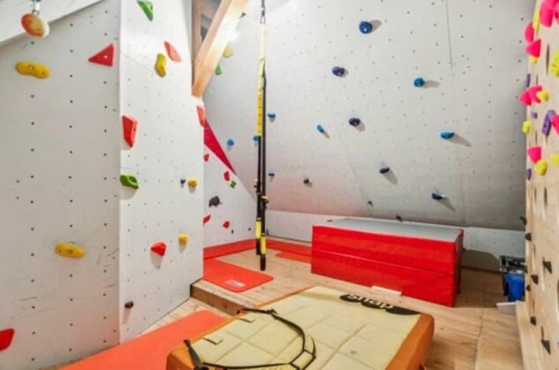 Appartement duplex élégant avec une expérience de vie unique sur deux niveaux à Dotzigen! (10)
