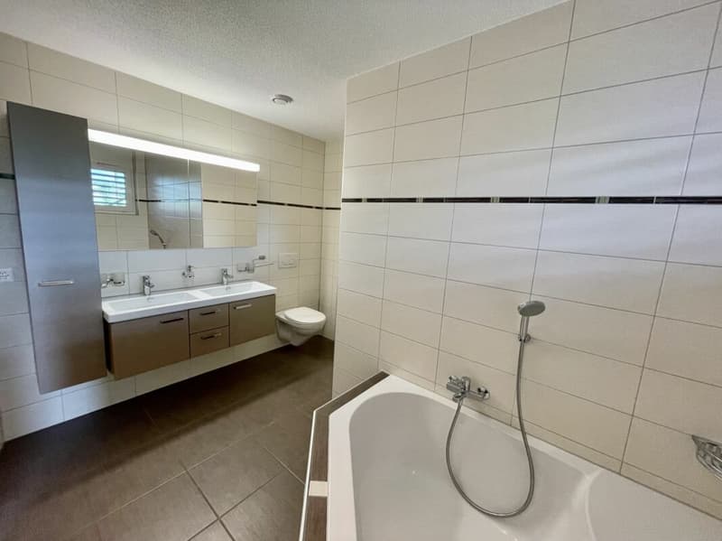 Appartement moderne 4.5 pièces avec terrasse & ascenseur à Luterbach (13)